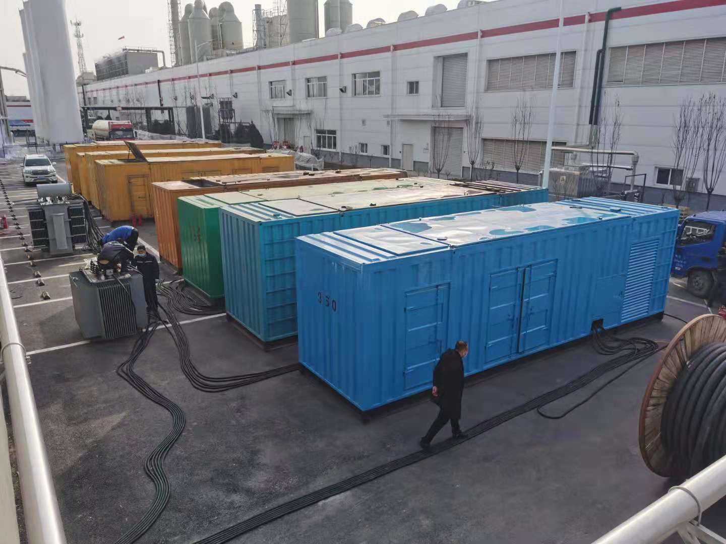 黑河发电机出租-两相发电机与三相发电机有何区别?