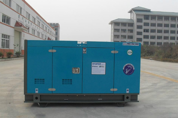 黑河发电机租赁如何正确安装空气滤清器？